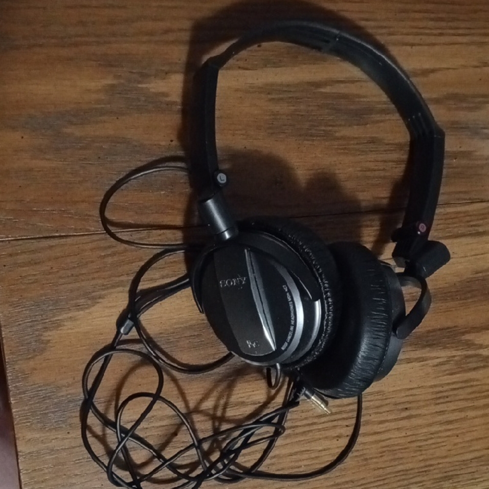 Sony Black and Silver Wired Headphones
